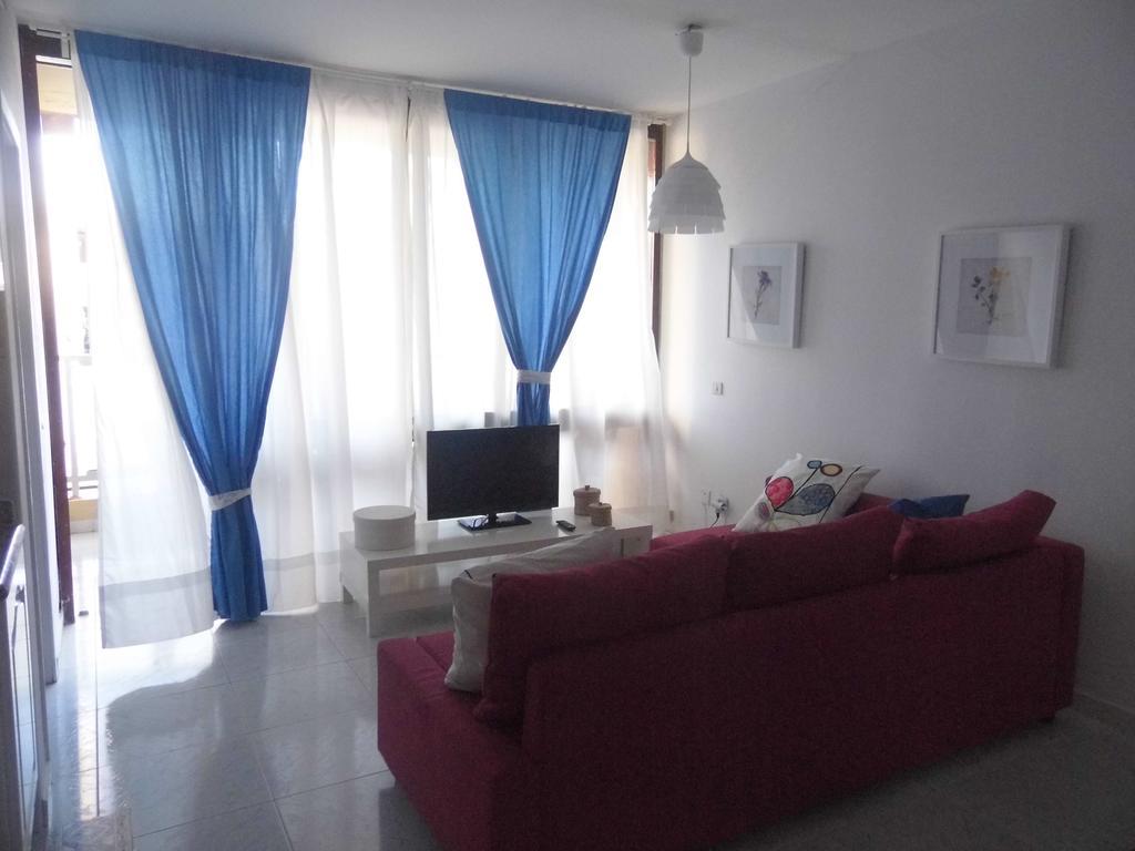 Apartamento Hercules กอสตา เดล ซิเลนซิโอ ภายนอก รูปภาพ